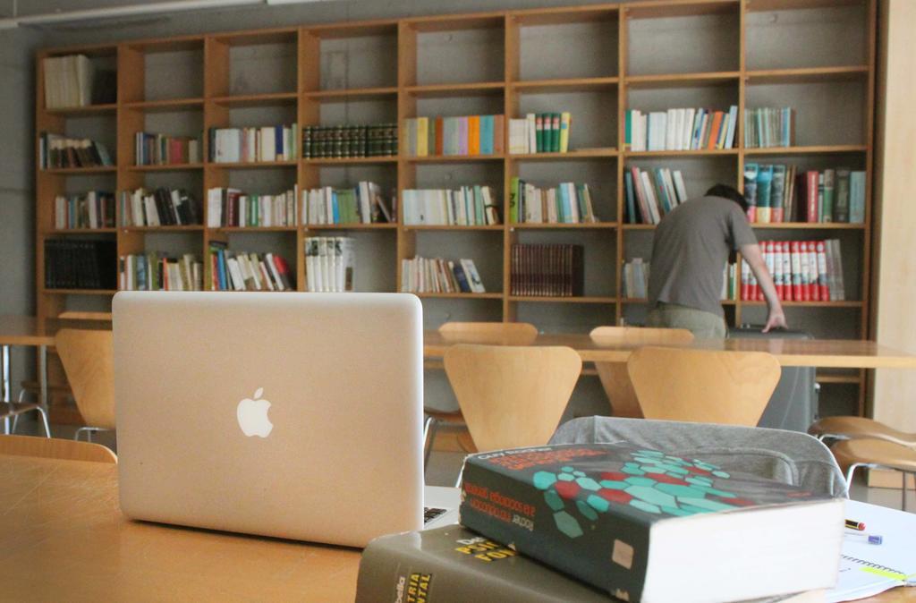 Residencia Universitaria Sant Joan 호텔 레우스 외부 사진